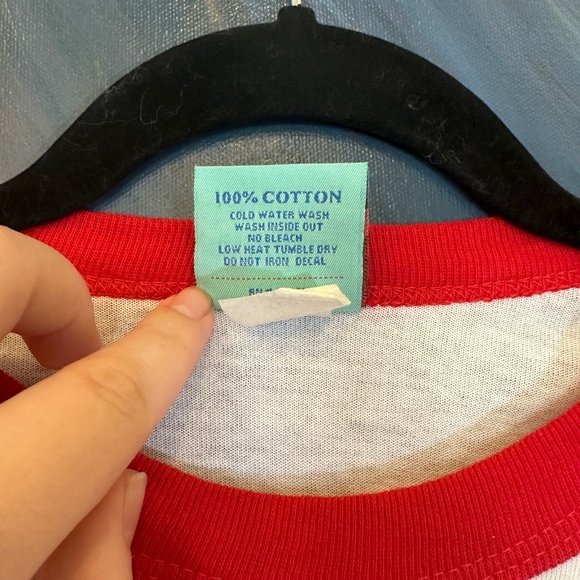 Smelly's the Original Scratch & Sniff T-Shirt Tee Shirt Vanilla Scented - Picture 4 of 5